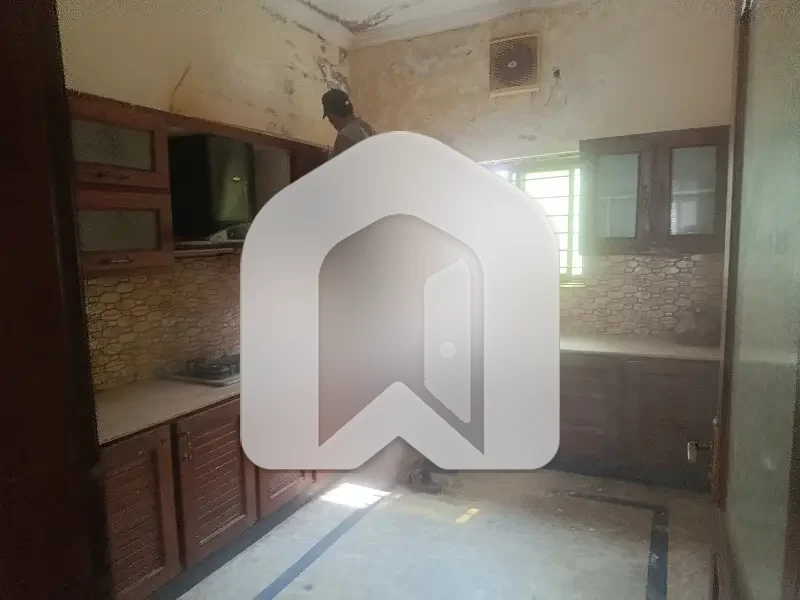 5 Marla'S Used Upper Portion For Rent, photo 3