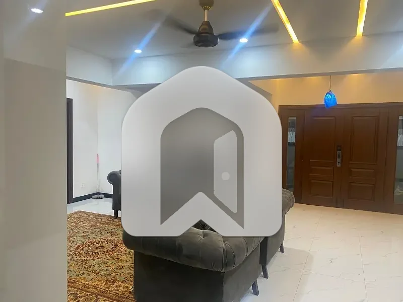 Brand New Basement Availabile For Rent ., photo 11