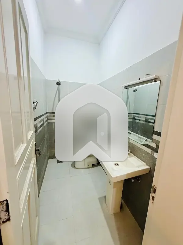 Beautifull 1 Kanal Basement For Rent, photo 18