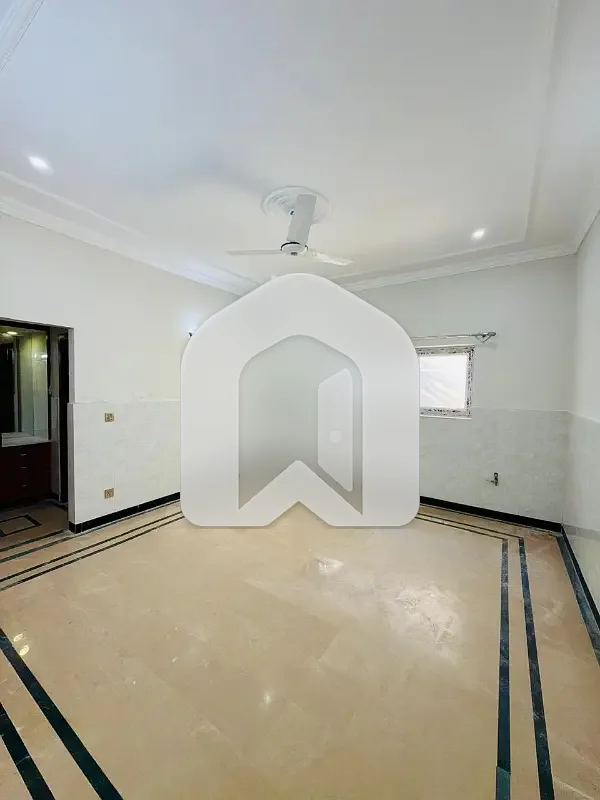 Beautifull 1 Kanal Basement For Rent, photo 13