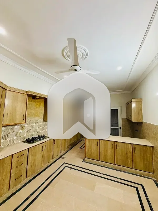 Beautifull 1 Kanal Basement For Rent, photo 25
