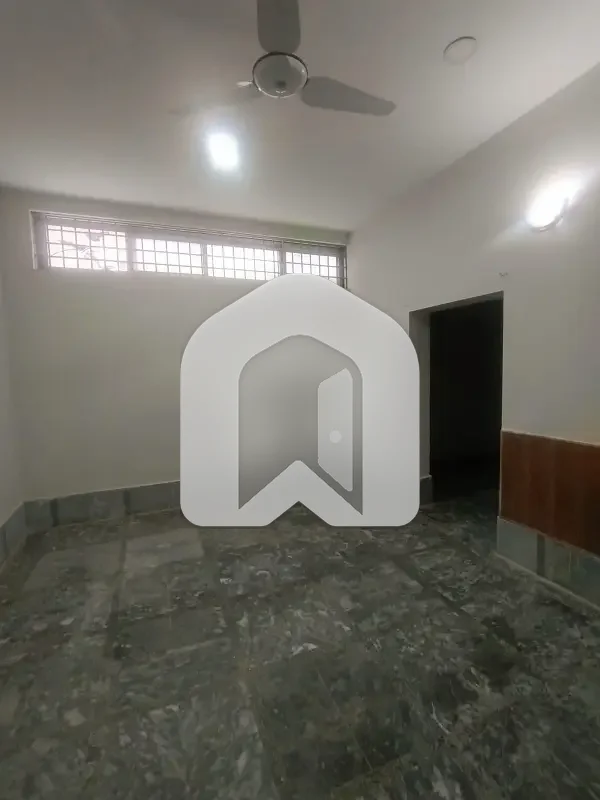 G11/4 Size 500 Lower Ground Open 3beds Rent 140000 Real Pictures