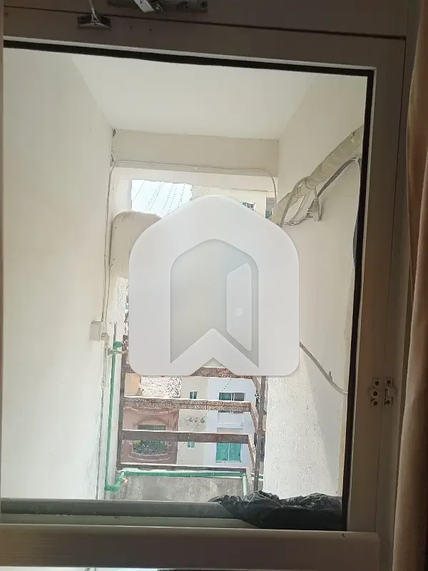 One Bed Fully furnished apartment for rent in E-11/4 Islamabad., photo 8