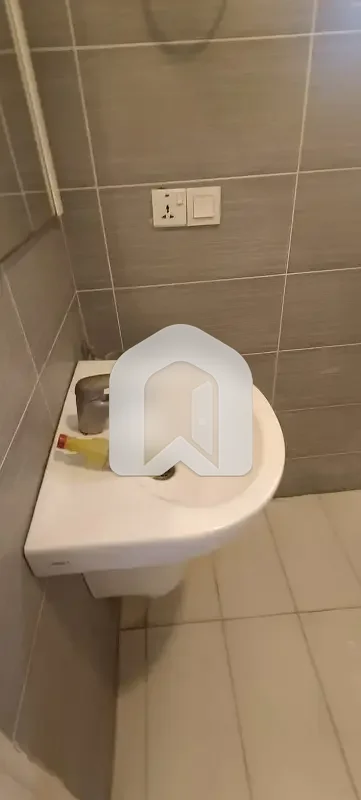 10 Marla Upper Portion Available For Rent And Beautiful Location, photo 13