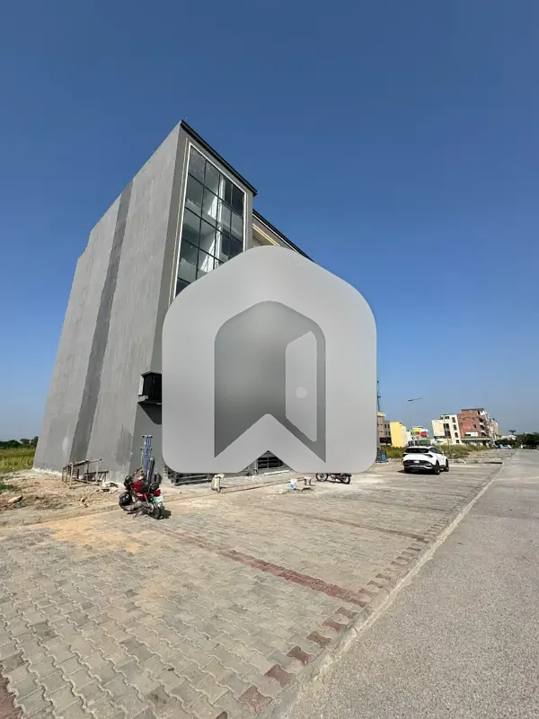 Elite Commercial Building | Ideal for Banks & Big Brands DHA 2 Islamabad, photo 7