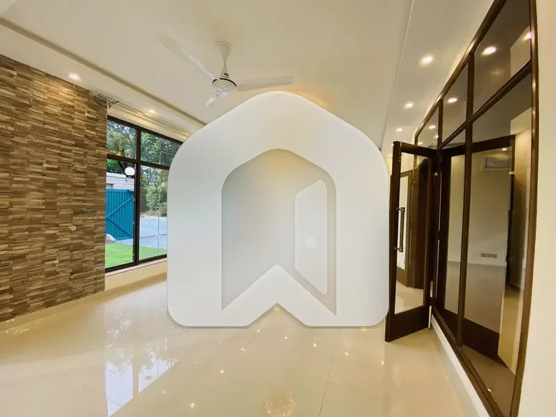 F-8 Newly Renovated House For Rent, photo 18