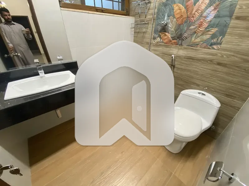 F-8 Newly Renovated House For Rent, photo 9