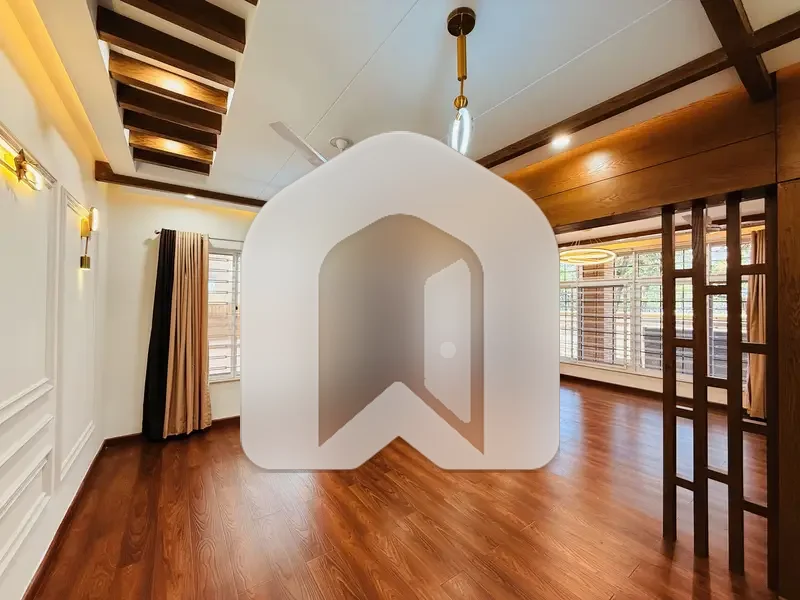 Brand New Luxurious House For Rent On Most Prime Location, photo 14