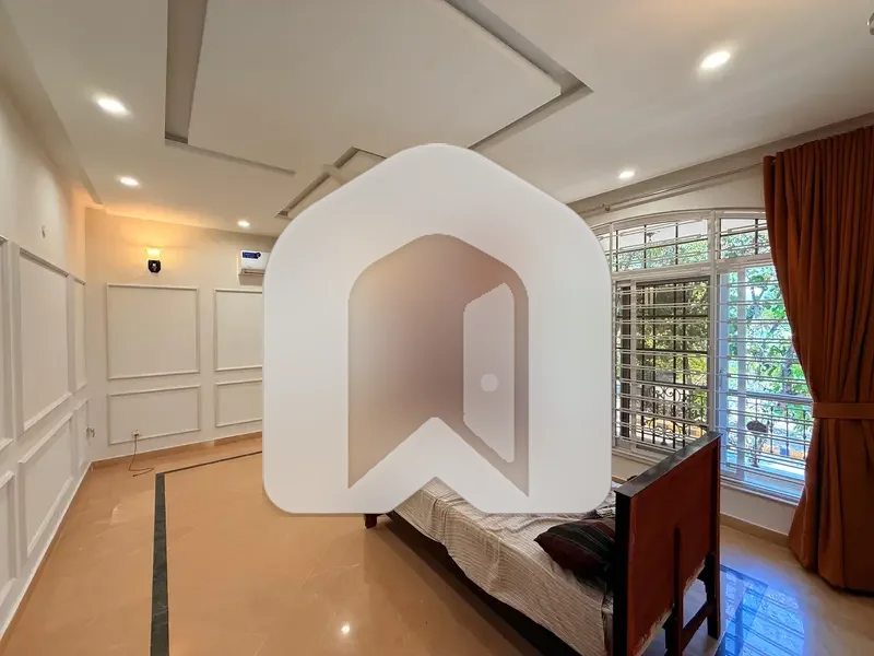 Brand New Luxurious House For Rent On Most Prime Location, photo 15