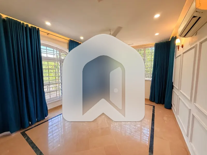 Brand New Luxurious House For Rent On Most Prime Location, photo 19