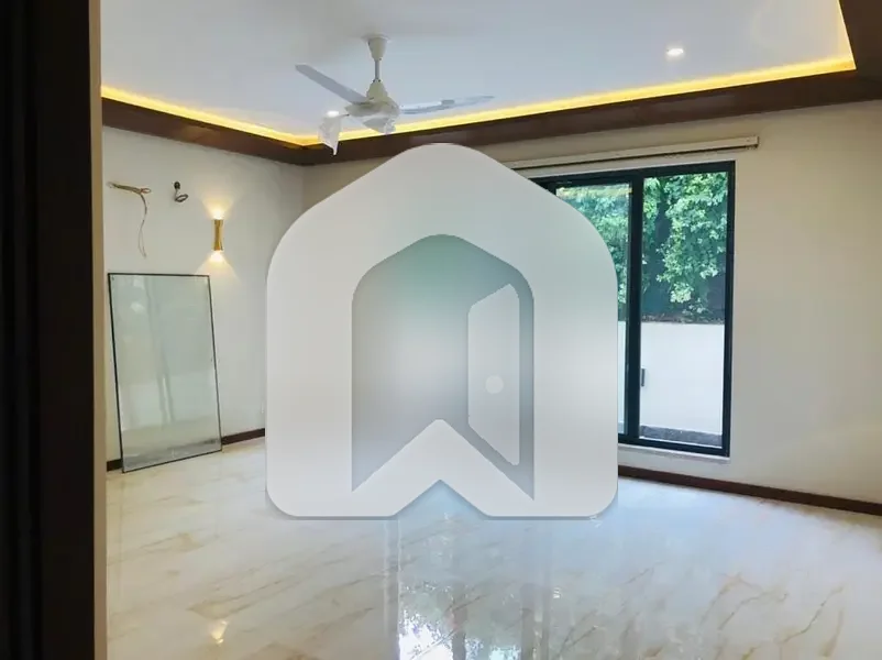 F-8 Brand New House For Rent With Extra Land, photo 20