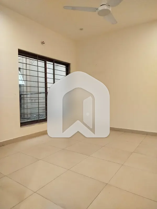 Full House For Rent Triple Storey, photo 8