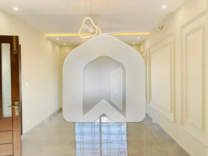 10 Marla Brand New Modern House For Rent