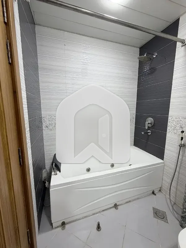 Reasonably-Priced 2250 Square Feet Flat In The Centaurus, Islamabad Is Available As Of Now, photo 9