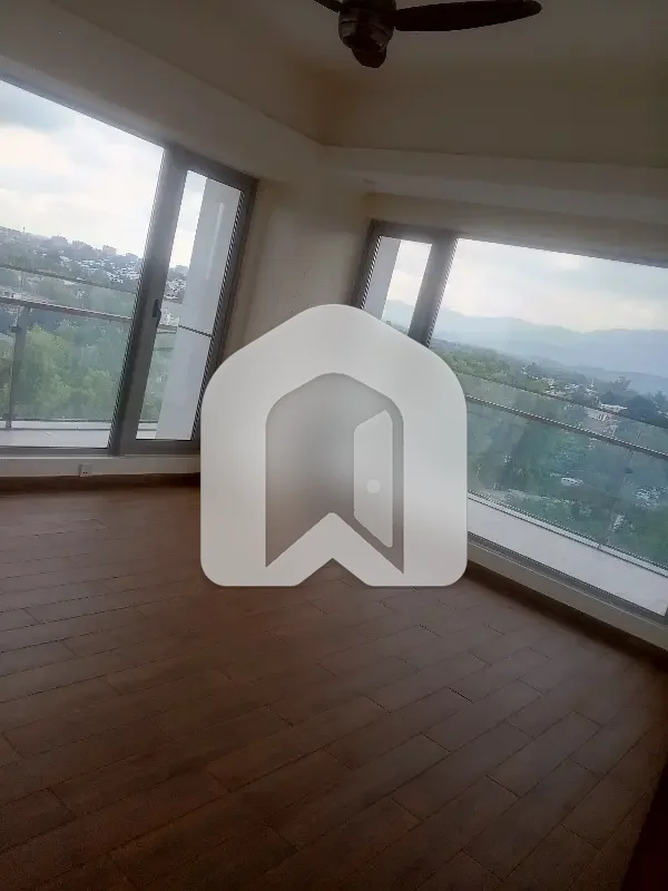 Elegant 4bed Room Unfurnished Apartment Available For Rent In The Heart Of Islamabad F-10