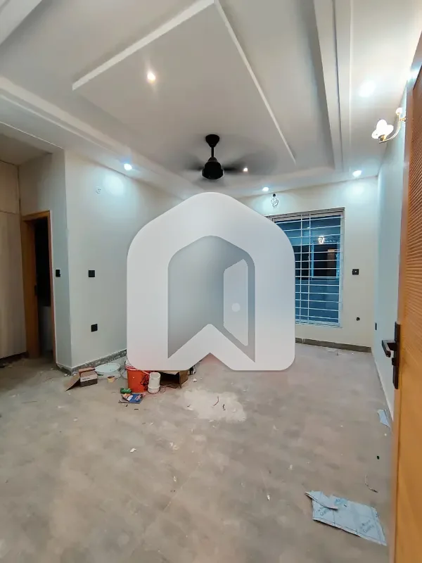 12 Upper Portion Available.  For Rent In Multi Gardens MPCHS B-17 Block A Islamabad, photo 11