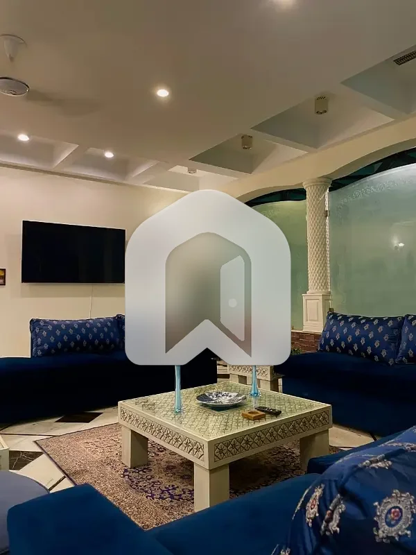 F-7/4 Two Bedroom Portion With Swimming Pool, photo 6