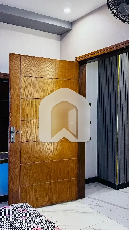 studio LUXURY FURNISHED APARTMENT AVAILABLE FOR RENT ALL FACILITIES AVAILABLE, photo 4