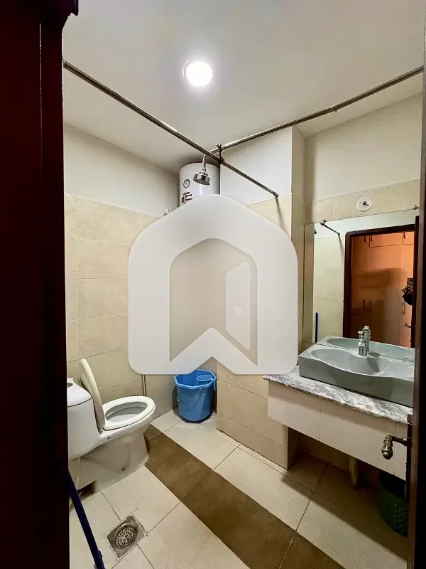 Three Bed Furnished Apartment In B-17 Islamabad, photo 9