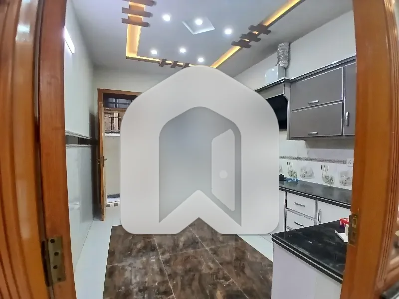 G13 40x80 upper Portion available for rent, photo 2