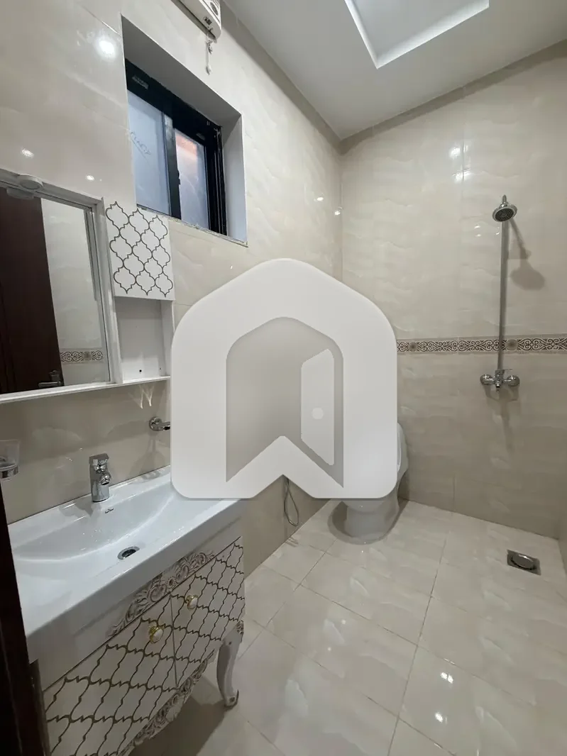 10 MARLA UPPER PORTION AVAILABLE FOR RENT, photo 5