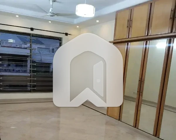 Park Face 14 Marla Upper Portion 7kv Solar Instaled For Rent, photo 4