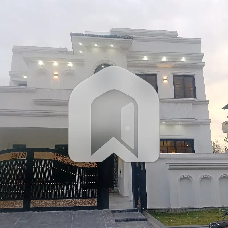 Brand New Luxury Designer 10 Marla House For Rent In D12 Near Markaz