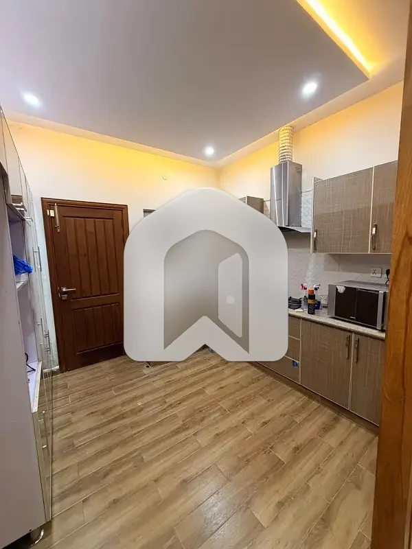 10 Marla Luxury Fully Furnished With 15kv Solar Installed House Avaliable For Rent In Bahria Enclave Sector C1., photo 8