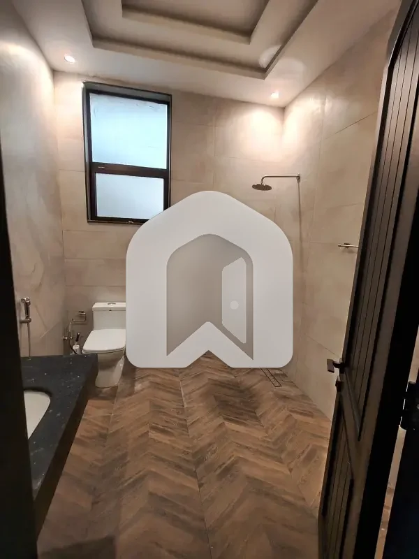 *DHA2* *DESIGNER HOUSE* Sector *B* IDEAL LOCATION, photo 7