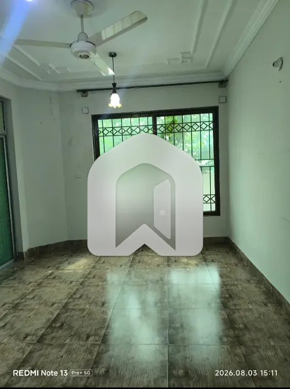 F-11, 500 Square Yard Full House For Rent, photo 2