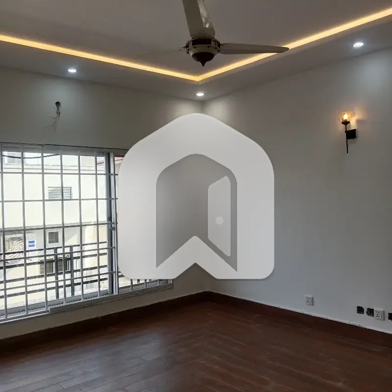 14 Marla Brand New Luxury Designer House Upper Portion Available For Rent Margala Facing Near To Double Rod.  Services Charges 1 Month Rent Payable Both Parties, photo 12