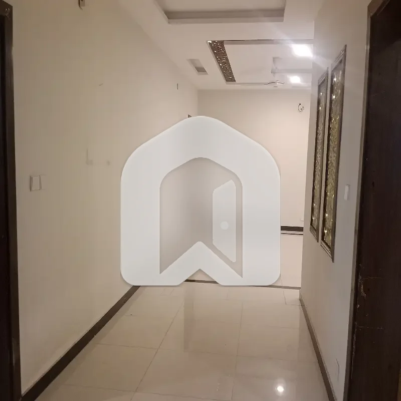 14 Marla Upper Portion Available For Rent Neat & Clean Beautiful House, photo 14