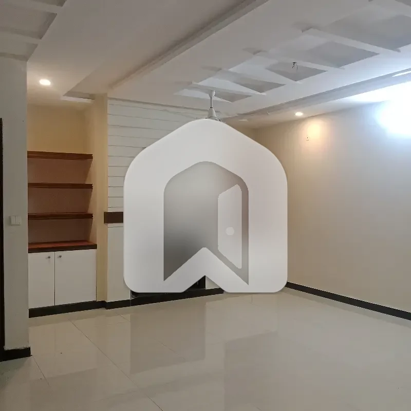14 Marla Upper Portion Available For Rent Neat & Clean Beautiful House