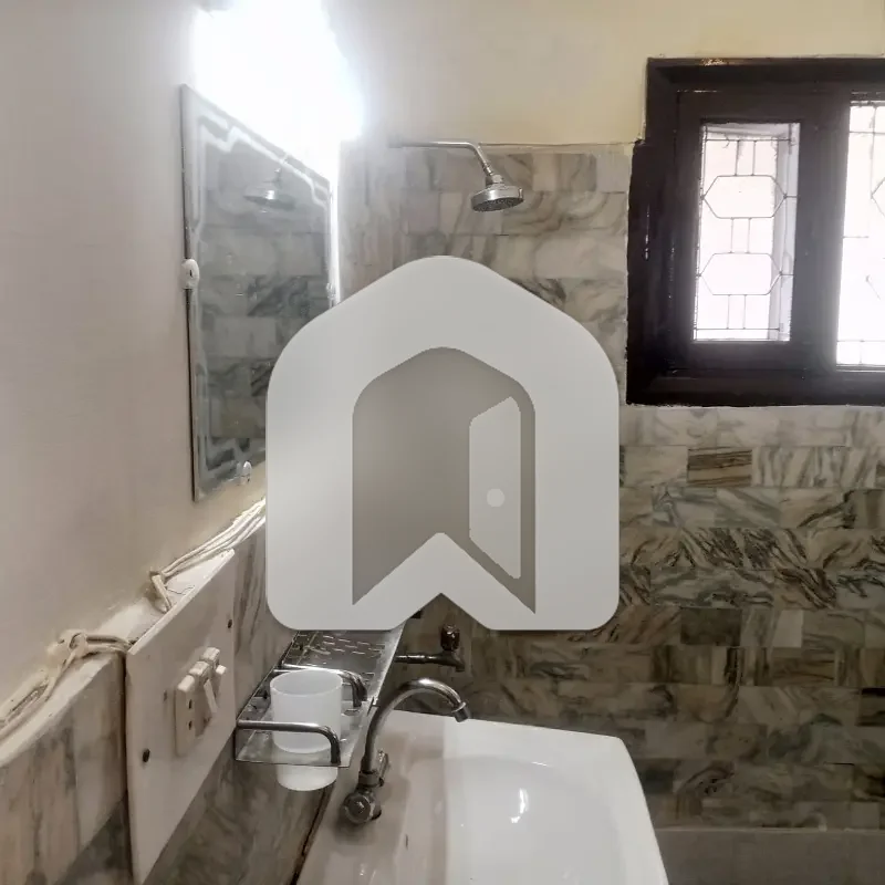 Spacious 3-Bedroom Upper Portion for Rent in F-8, Islamabad, photo 23