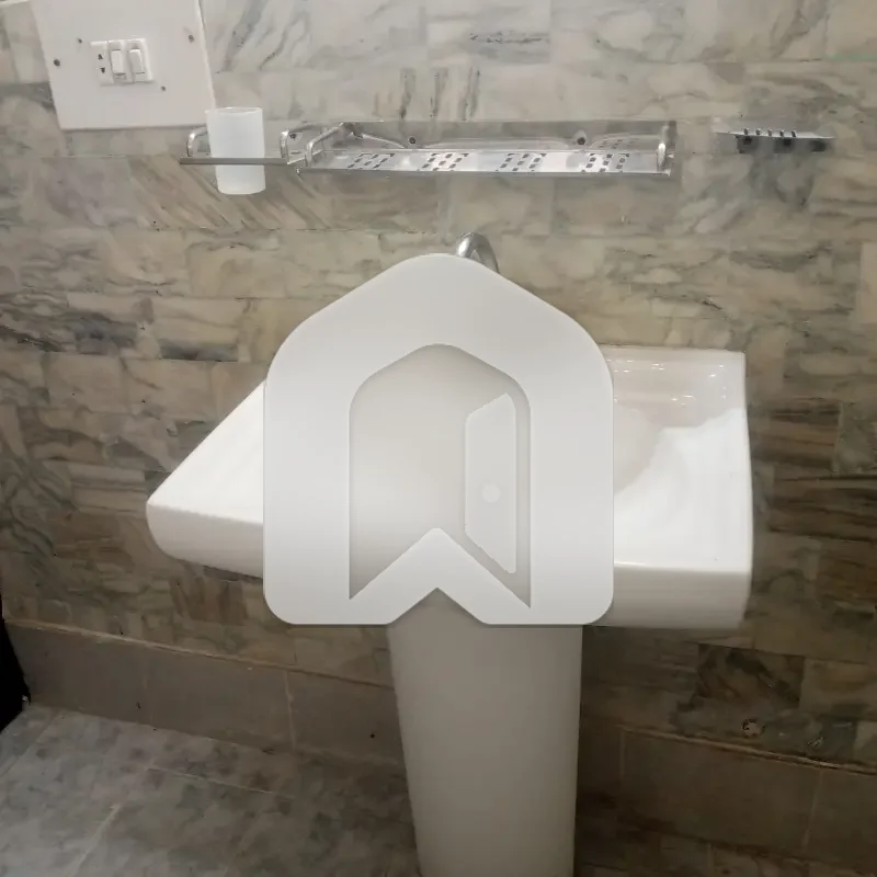 Spacious 3-Bedroom Upper Portion for Rent in F-8, Islamabad, photo 14