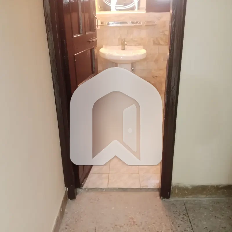 Spacious 3-Bedroom Upper Portion for Rent in F-8, Islamabad, photo 19