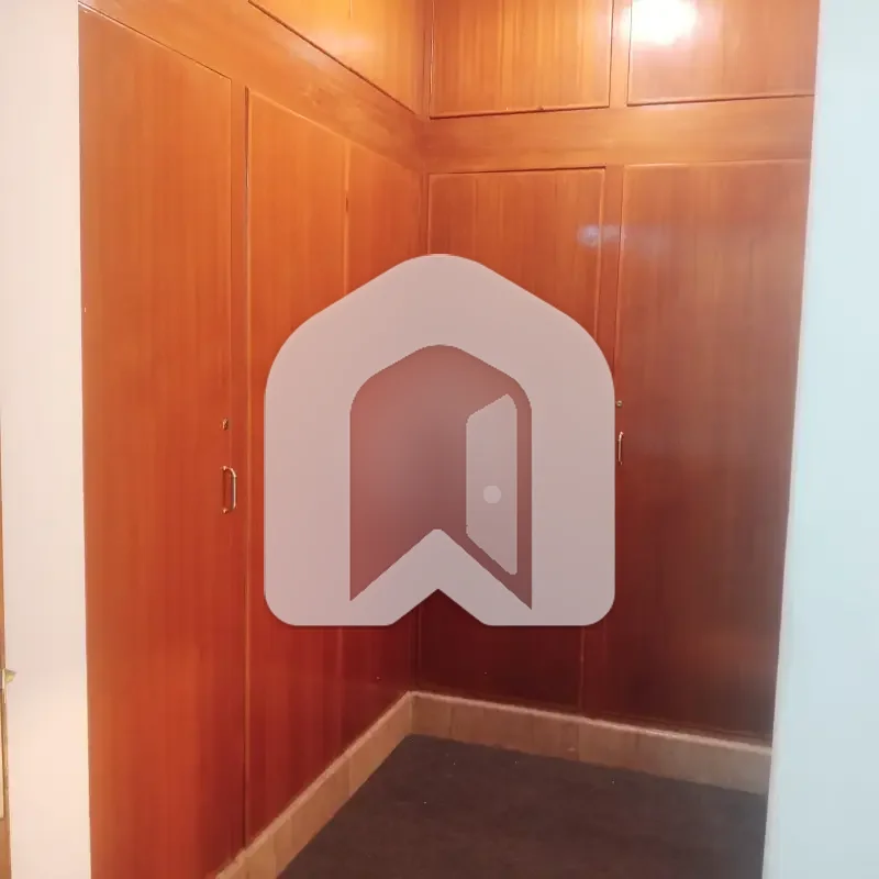 Luxury 4-Bedroom Upper Portion for Rent in F-8, Islamabad, photo 20