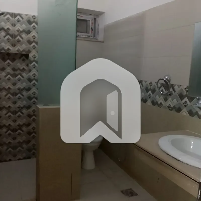 brand new luxury designer house lower portion basmat available for rent in D12 near to markaz, photo 25
