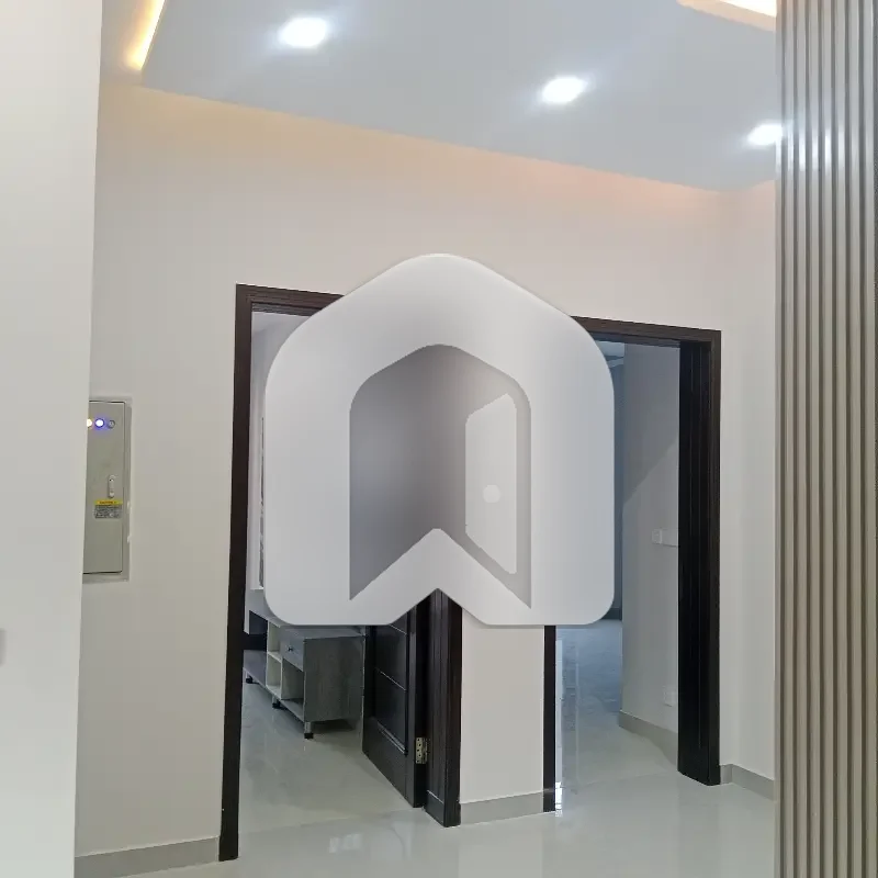 brand new luxury designer house lower portion basmat available for rent in D12 near to markaz, photo 8