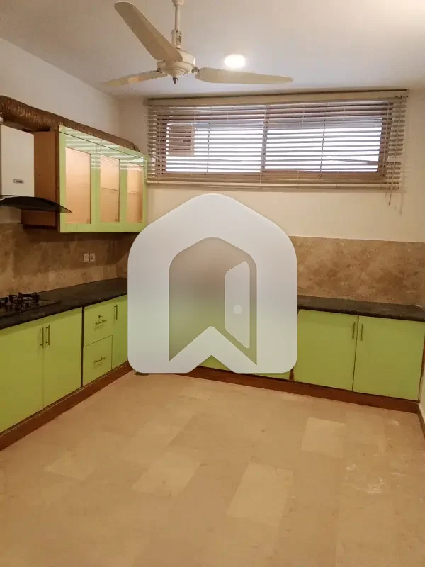 E-11 Main Double Road Out Class Location 14 Marla Open Basement For Rent