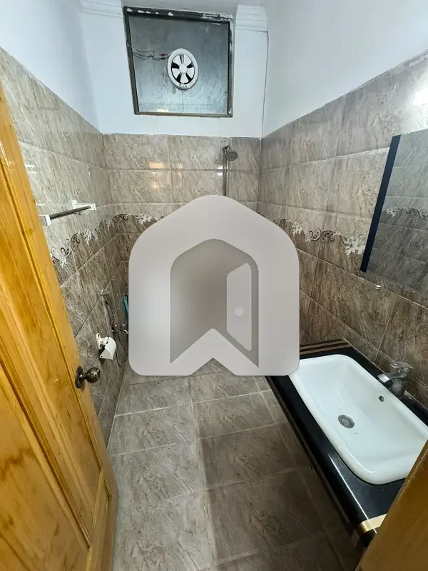 Like Brand New 4 Marla Full House Available For Rent G-13 Islamabad, photo 6