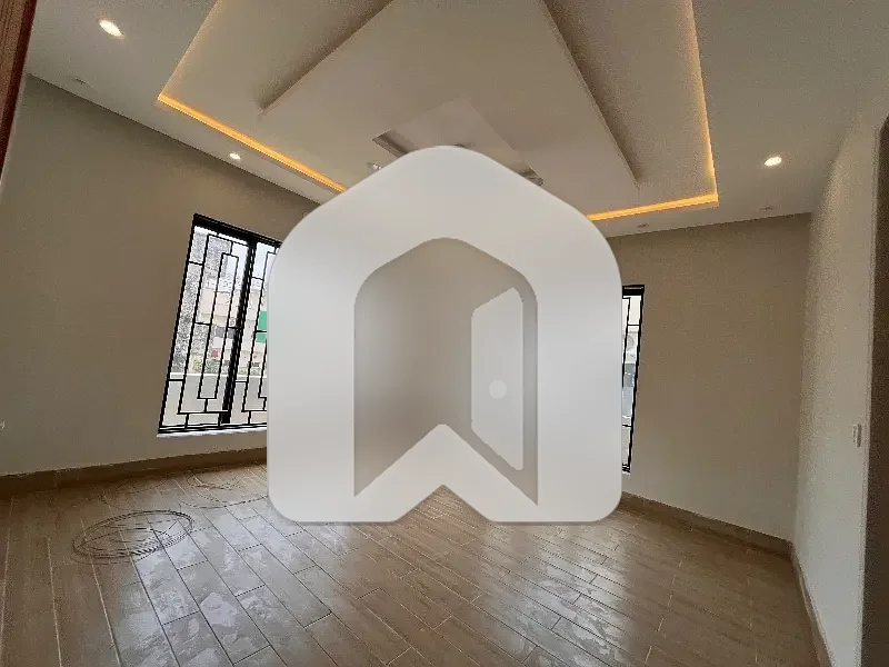 10 Marla (35x70) Like New Full House For Rent In G-13 Islamabad, photo 8