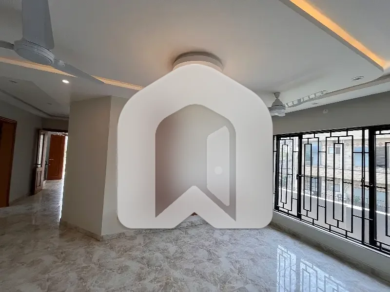 10 Marla (35x70) Like New Full House For Rent In G-13 Islamabad, photo 6