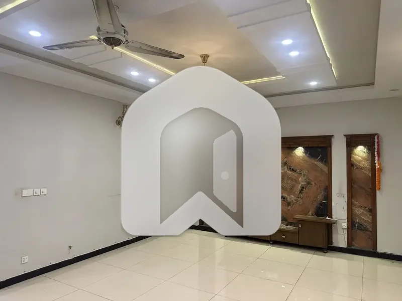 40x80 Double Unit House Available For Rent In G-13/4 Islamabad, photo 15