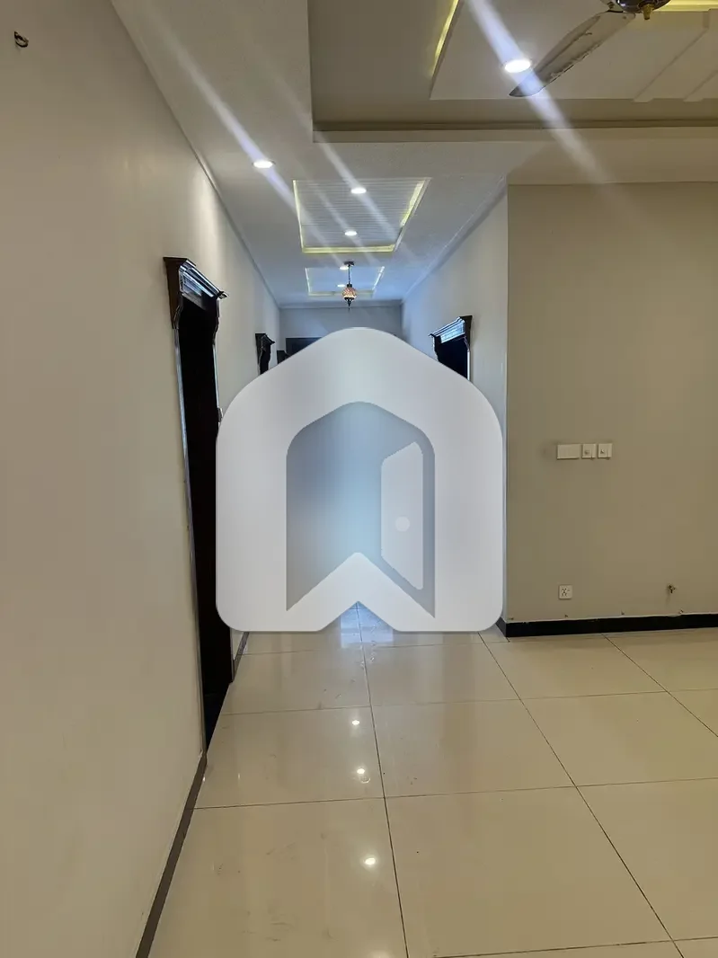 40x80 Double Unit House Available For Rent In G-13/4 Islamabad, photo 12