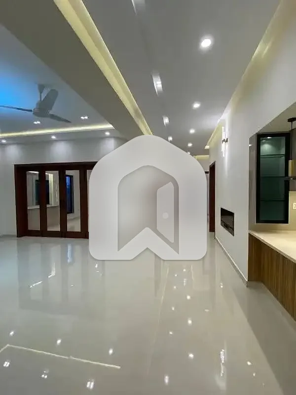 1 Kanal Lower Ground Portion For Rent In G-13 Islamabad, photo 10