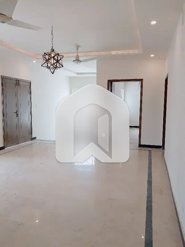 5 BEDROOM HOUSE AVAILABLE FOR RENT F-11 ISLAMABAD Prime & Ideal Location | Perfect for Family Living, photo 15