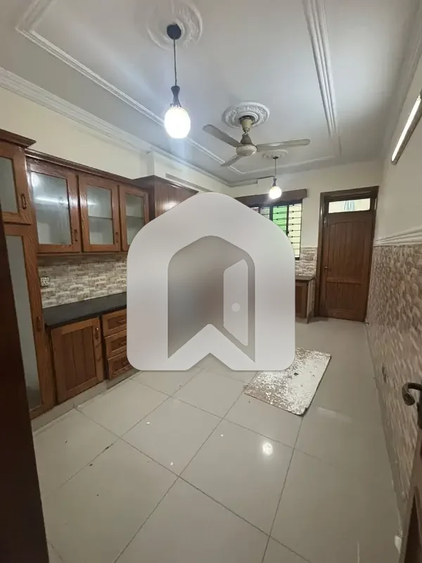 14 Marla Ground Floor Available For Rent G-13 Islamabad, photo 12