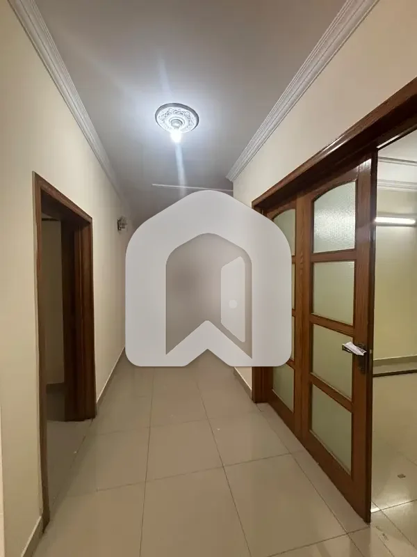 14 Marla Ground Floor Available For Rent G-13 Islamabad, photo 9