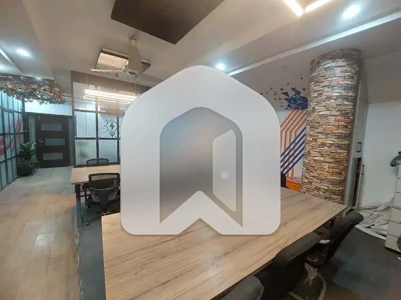 A Centrally Located 2000 Square Feet Office In Blue Area